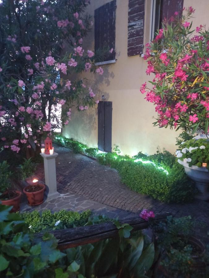 L'Oleandro Sul Lago D'Iseo B&B 苏尔扎诺 外观 照片