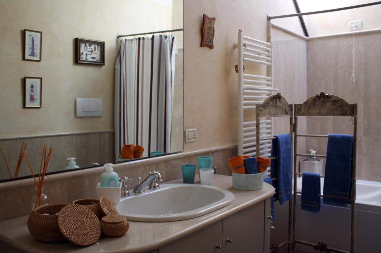 L'Oleandro Sul Lago D'Iseo B&B 苏尔扎诺 外观 照片